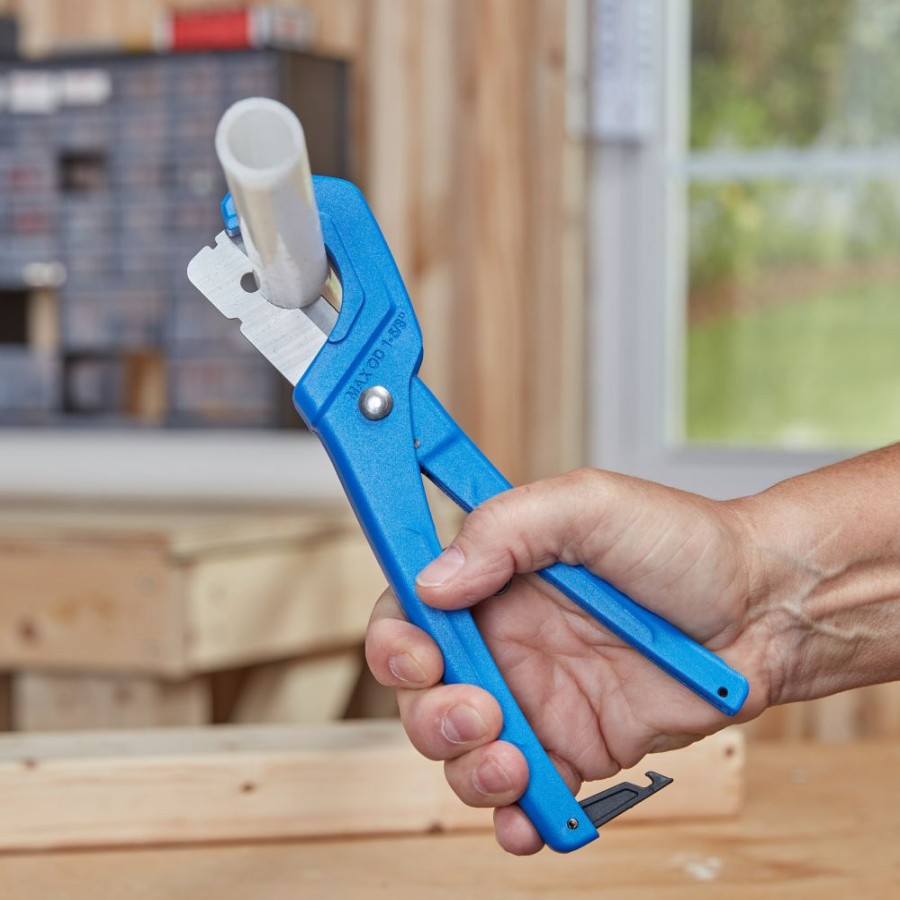 Plumbing Tools & Cements * | Kobalt Pipe Cutters 1-1/4-In Poly Tube Cutter